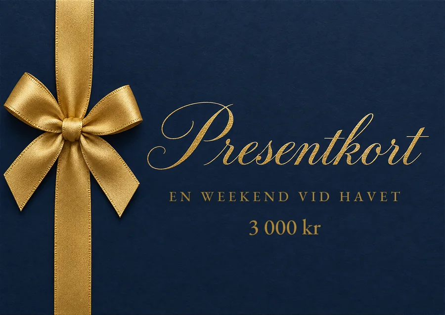 Presentkortet med eget utseende: marinblått med guldrosett, En weekend vid havet, 3 000 kr